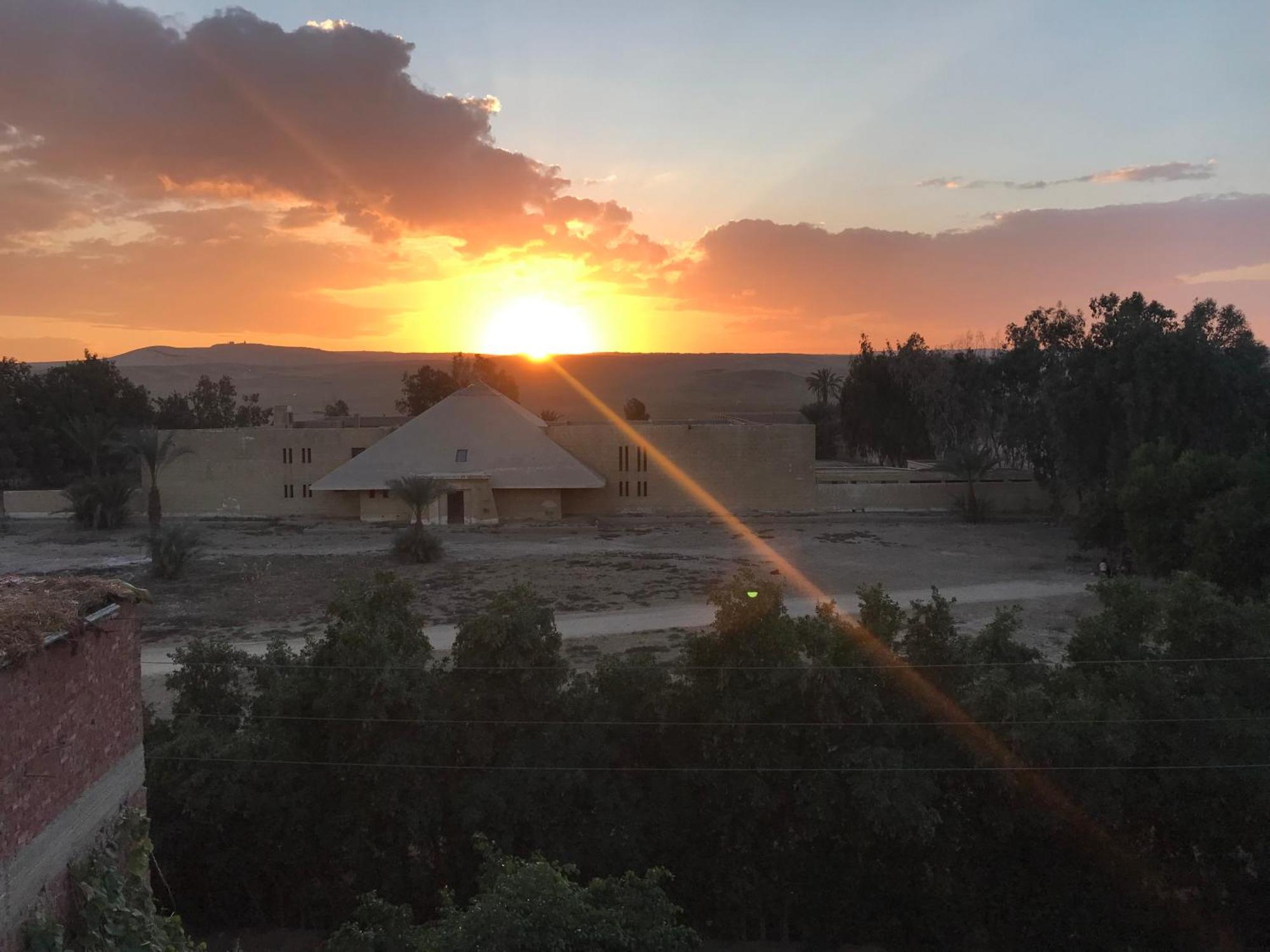 Sakkara Inn Hotel El Hawamdeya Exterior foto